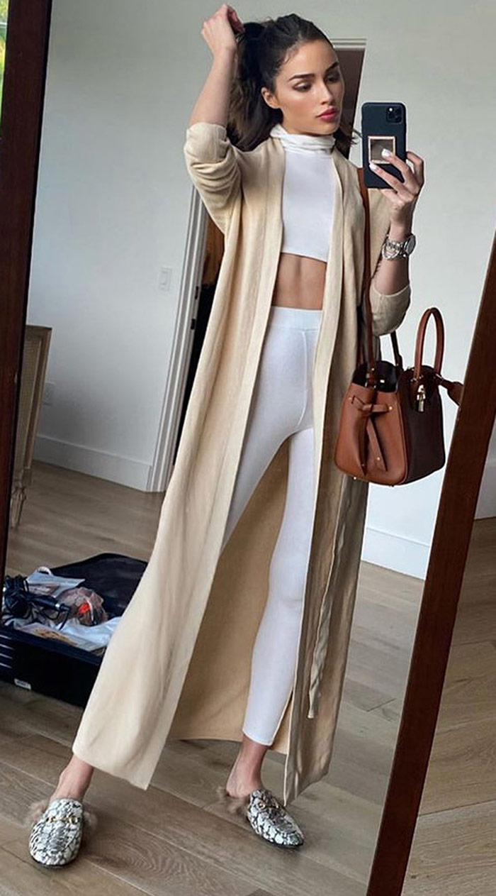 olivia_culpo_the_perfect_loungewear