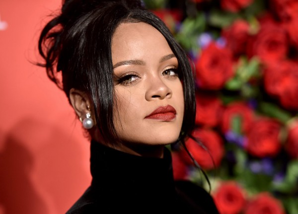 Rihanna’s bruised face raised some concerns