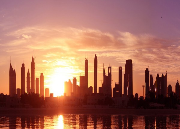 أماكن لا مثيل لها للاستمتاع بغروب الشمس الرائع في دبي
