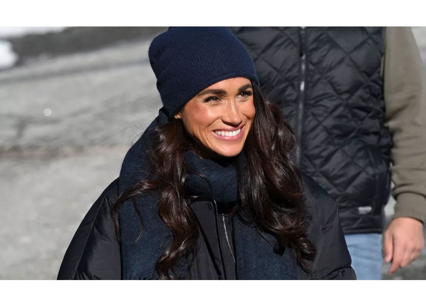 Mastering Winter Style: Harmonizing Hairstyles with Beanies