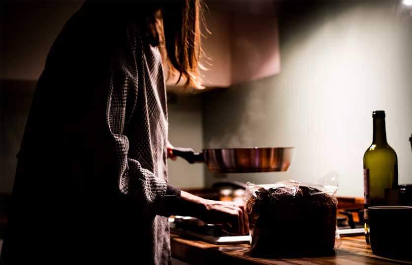 لخسارة الوزن يجب تجنب هذه الأطعمة في العشاء