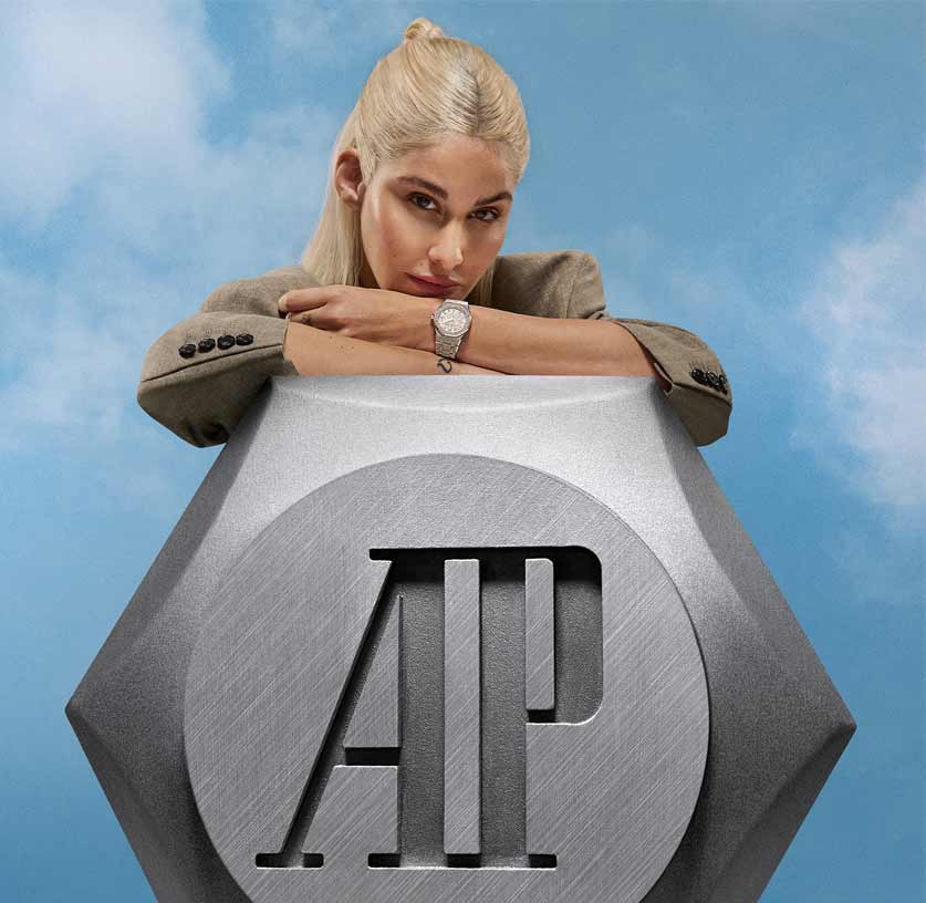 نور عريضة في حملة Audemars Piguet العالمية: تمكين المرأة بلغة الموضة والجمال