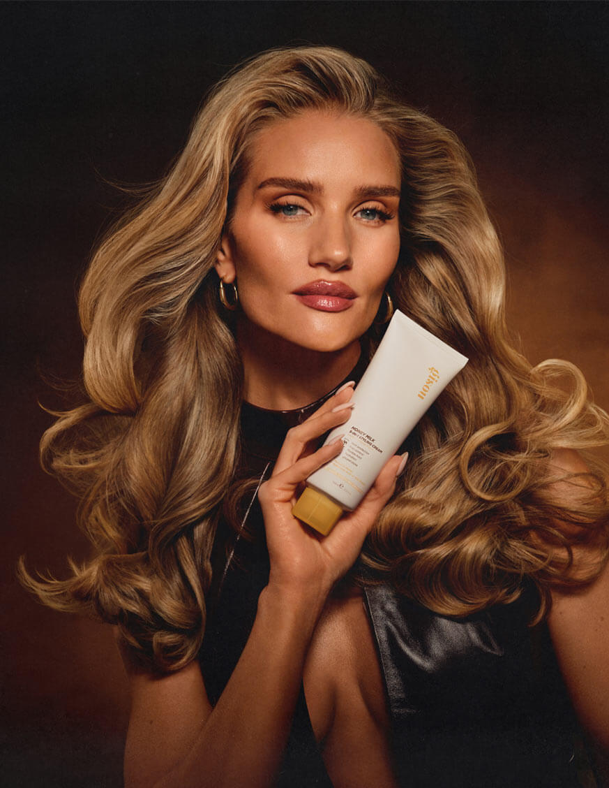 كيف تحصلين على شعر Rosie Huntington-Whiteley