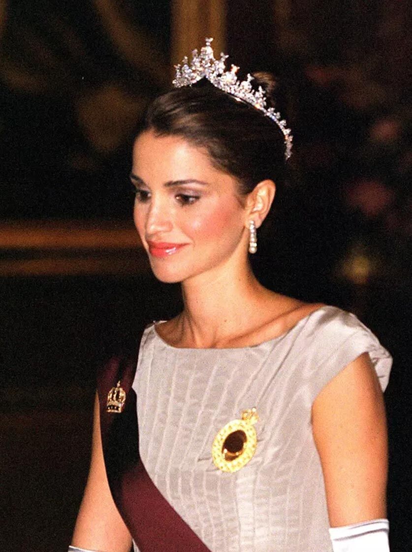 مجوهرات العائلات الملكية العربية الأكثر فخامة