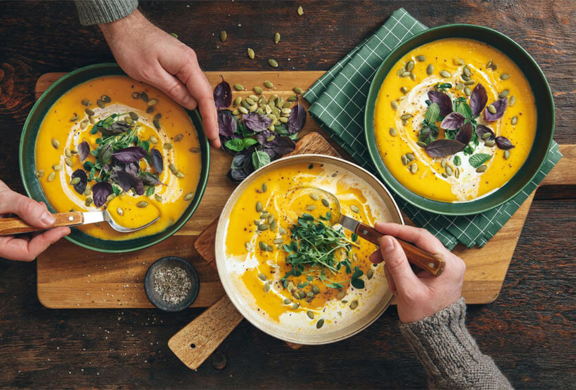 أفضل الشوربات لصحة الأمعاء