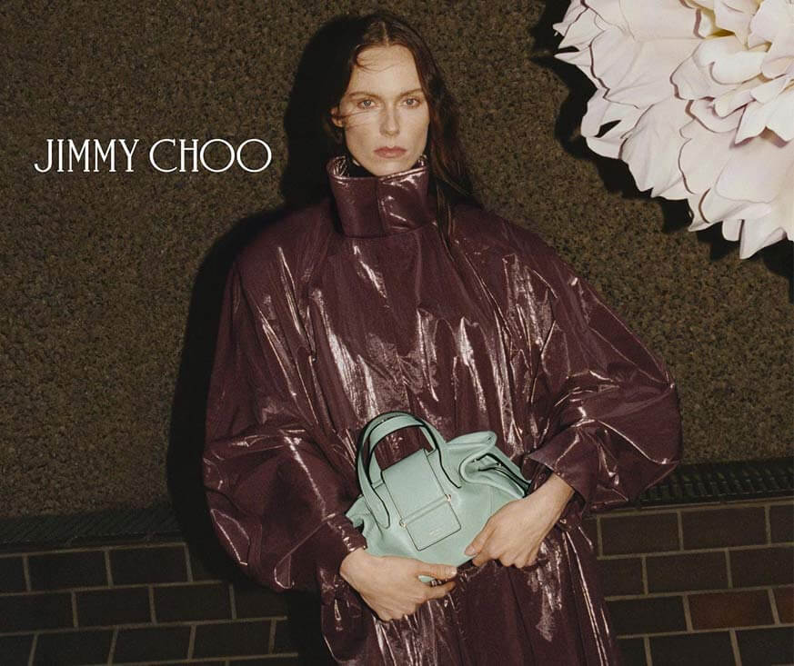 Jimmy Choo تُطلق أزياء Les Fleurs  لربيع 2026