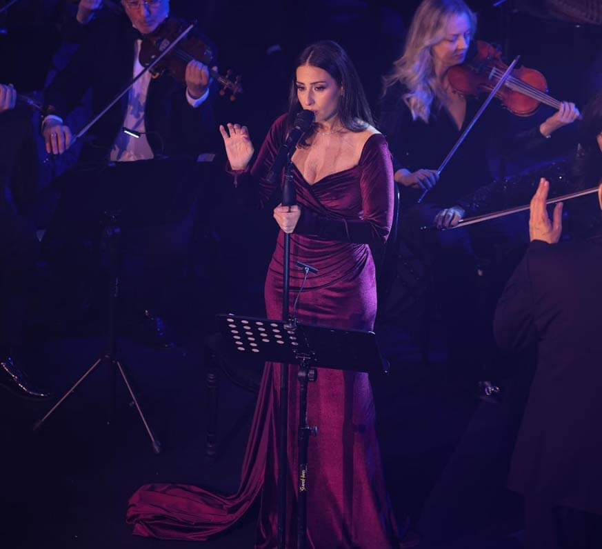 أوراتوريو "أسافر وحدي ملكاً" يتوّج مئوية الكبير منصور الرحباني  بصوت هبة طوجي وانتاج أبوظبي للثقافة والفنون