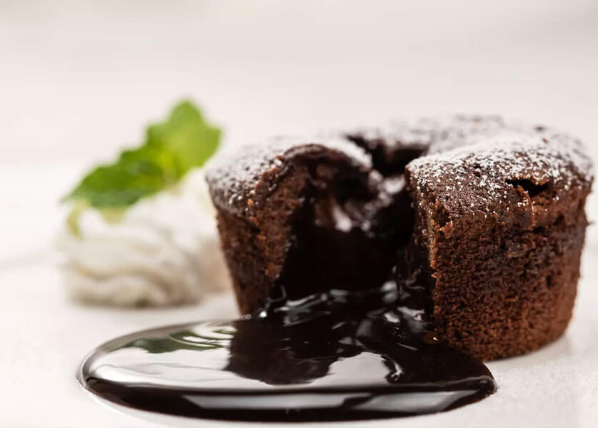 طريقة عمل فوندان الشوكولاتة مع الأناناس المكرمل