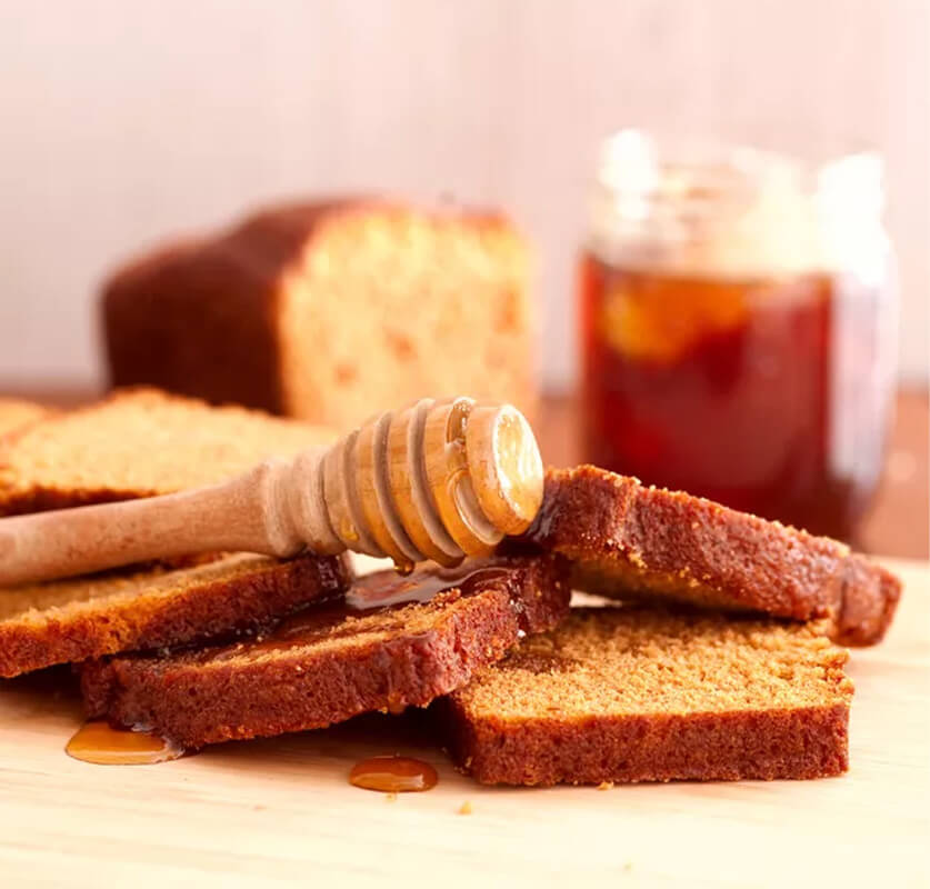طريقة عمل خبز الزنجبيل بالعسل