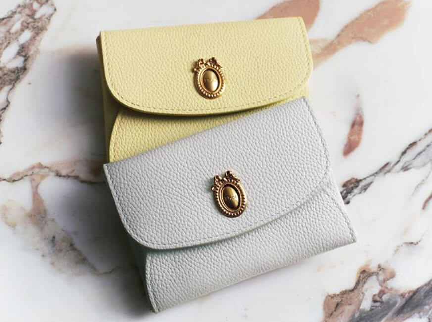 Dior تطلق أكسسوارات ديور ميداليون الجديدة