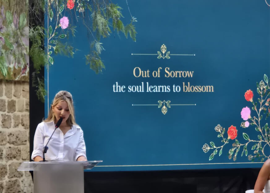 شارلين خاطر تطلق مجموعتها الشعرية الأولى "Inner Bloom" في أمسية أدبية وفنية