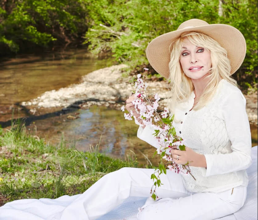 Beyoncé, Sabrina Carpenter, Jane Fonda Celebrities Pay Tribute To Dolly Parton