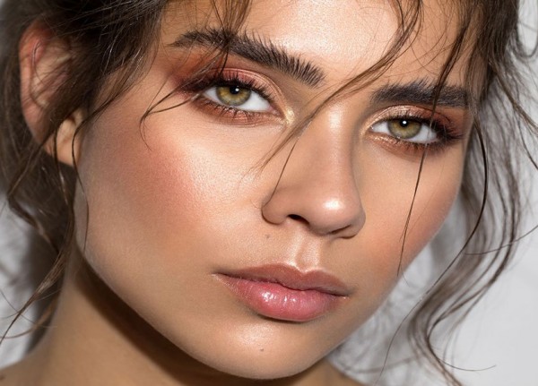 Easy tips and tricks for thicker eyebrows 