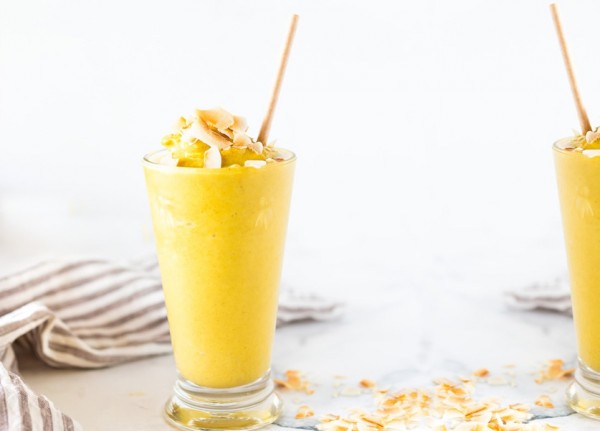 Toasted coconut smoothie